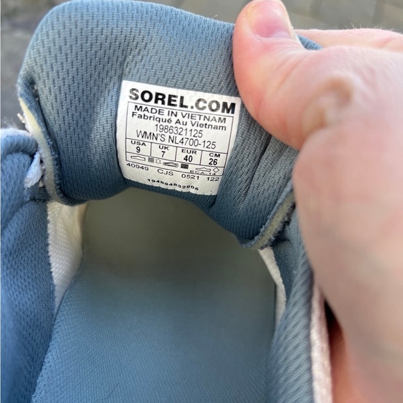 Sorel Sneakers - Picture 7 of 8